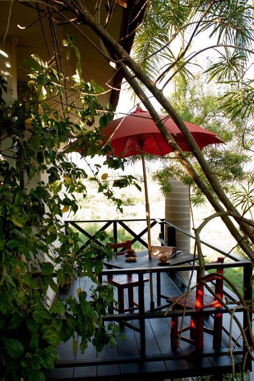 Baan Puang Petch Hotel Chiang Mai Exterior photo